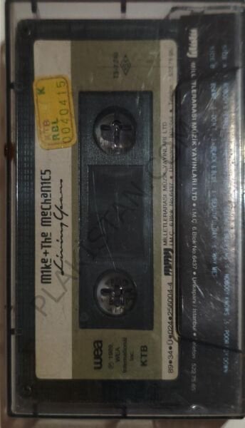 Mike + The Mechanics* – Living Years kaset