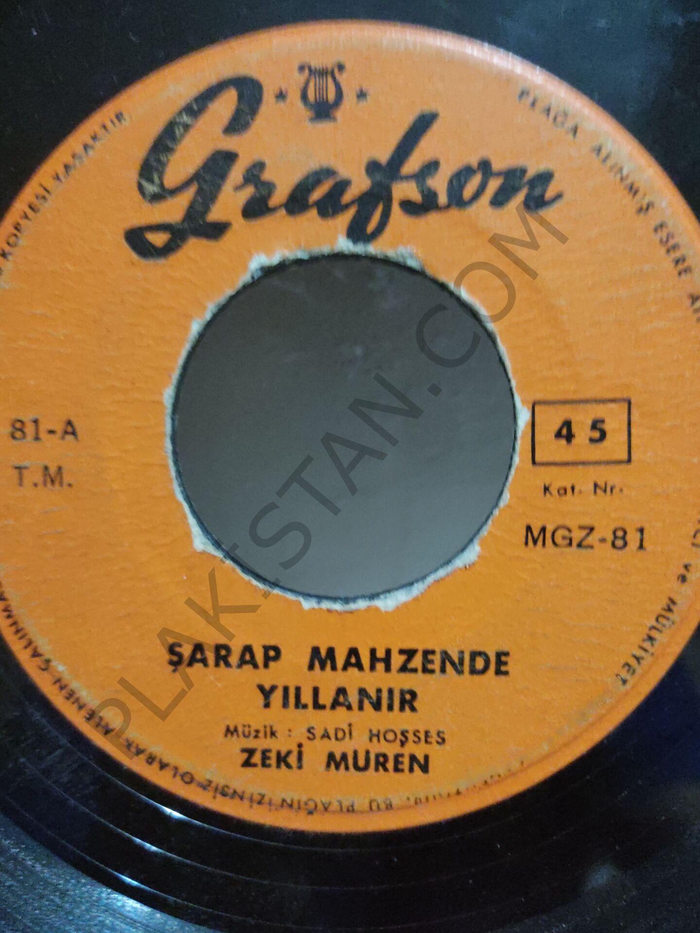 Zeki Müren Şarap Mahzende Yıllanır 45lik