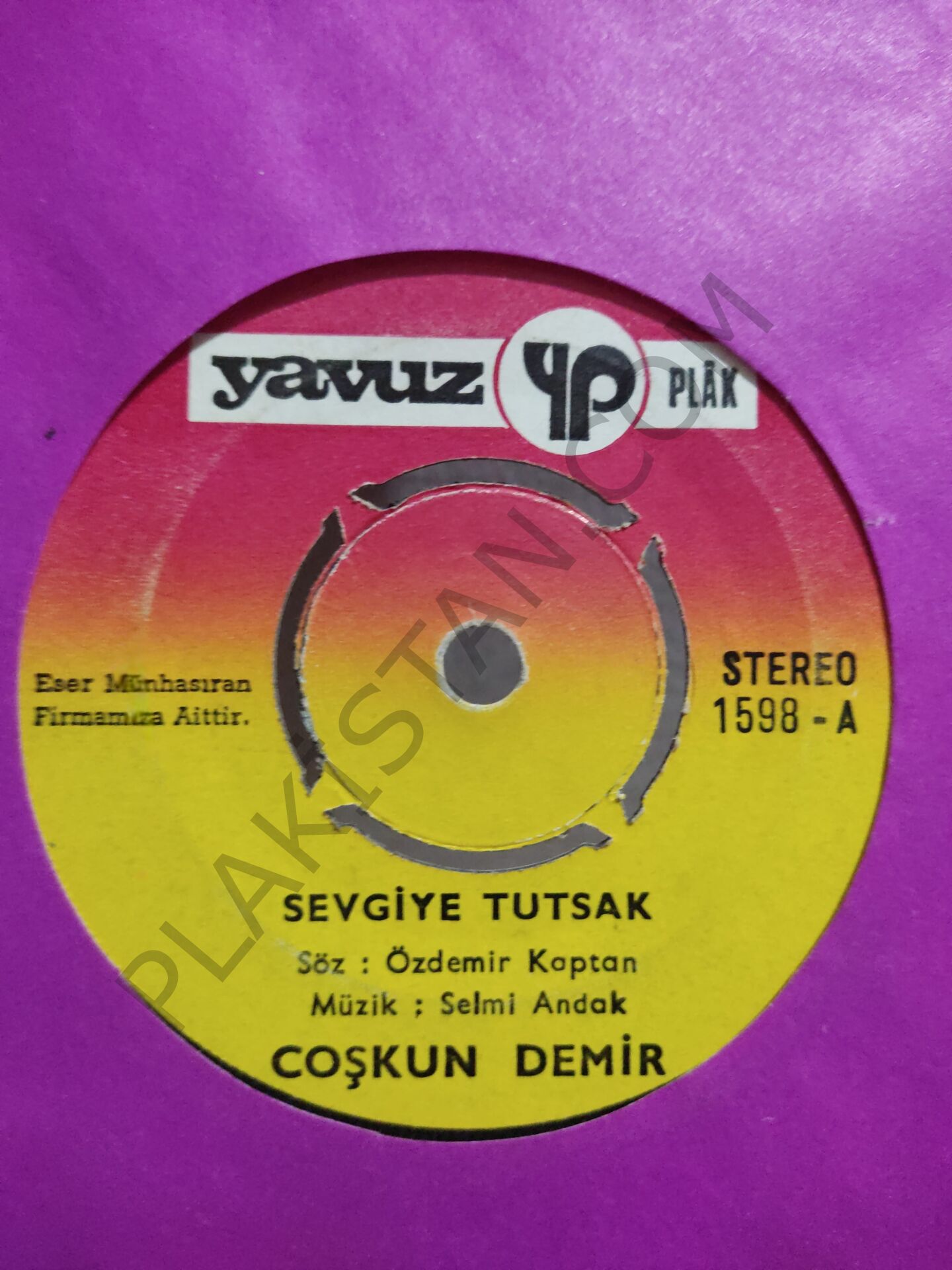 Coşkun Demir Sevgiye Tutsak 45lik
