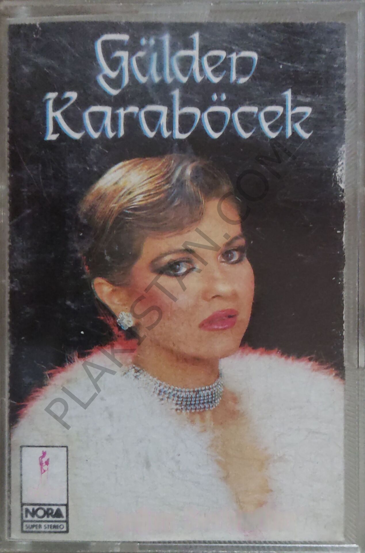 Gülden Karaböcek -Aşığım seviyorum  KASET