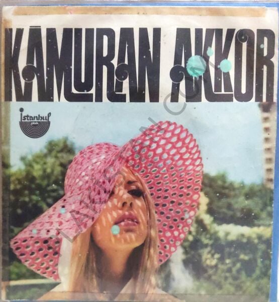 Kamuran Akkor Kabahat Seni Sevende 45 Lik