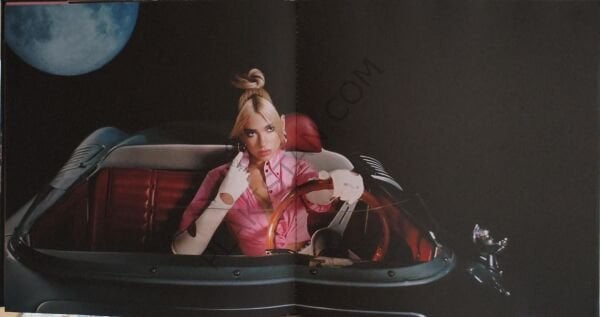 Dua Lipa & Future Nostalgıa Limited Edition Box's Set