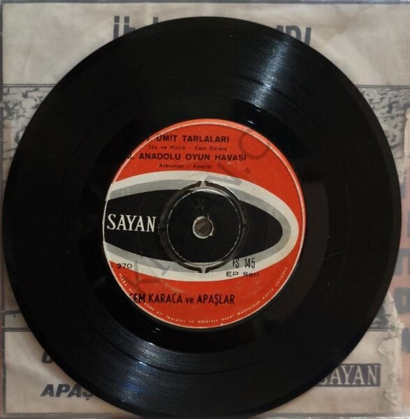 Cem Karaca, Apaşlar &  Ümit Tarlaları 45 LİK PLAK