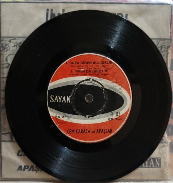 Cem Karaca, Apaşlar &  Ümit Tarlaları 45 LİK PLAK