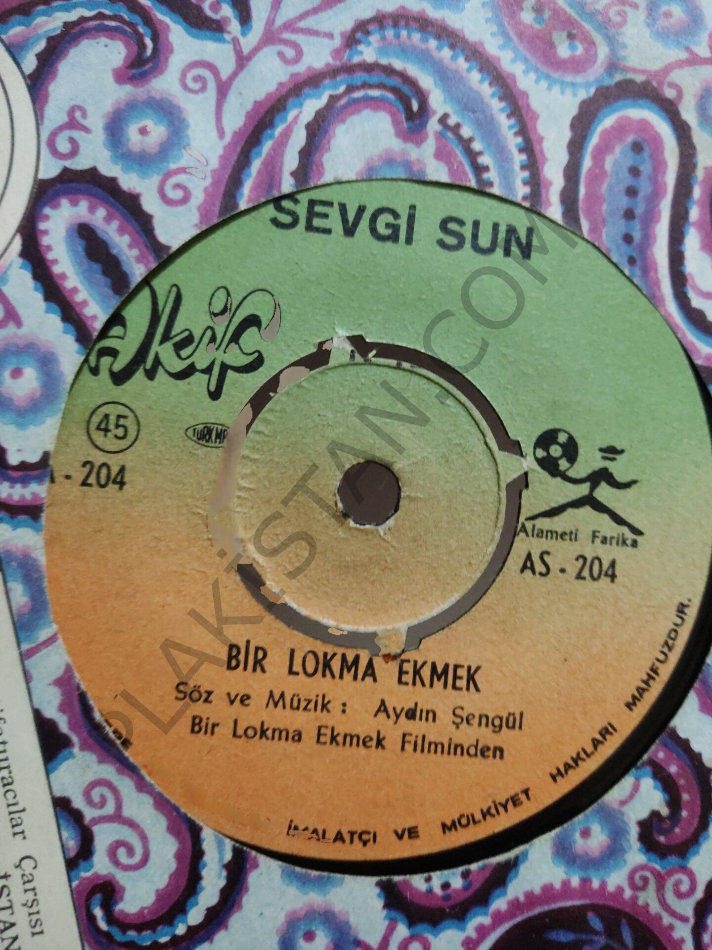 Sevgi Sun - Bir lokma ekmek 45 lik PLAK