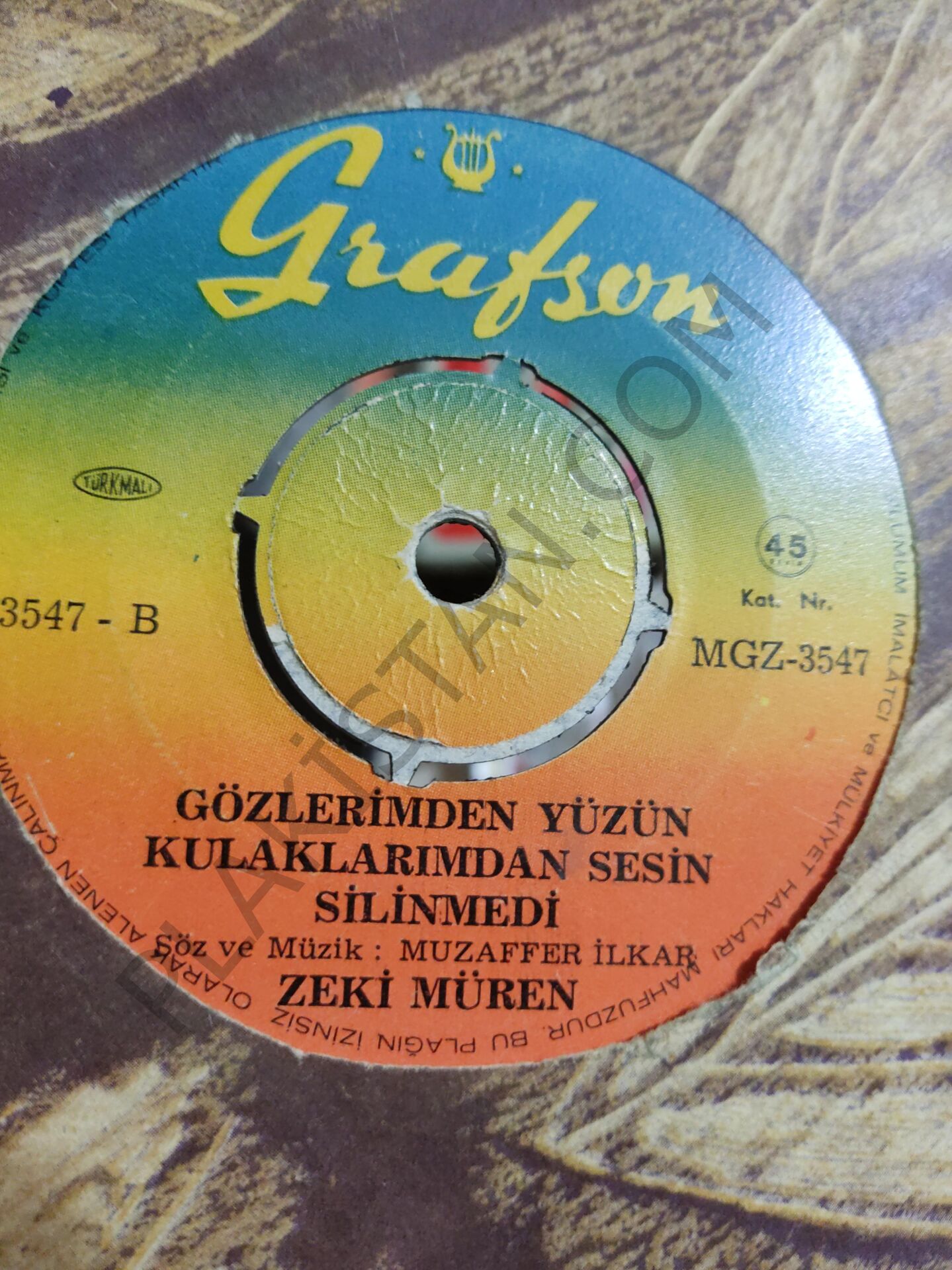 Zeki Müren Fakir Bir Şairim 45lik